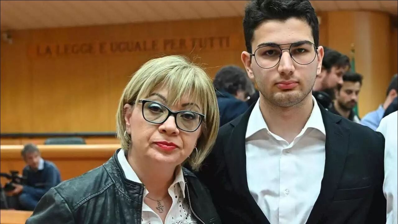 Uccide il papà violento per difendere la mamma dalle botte, ma per i giudici è un assassino